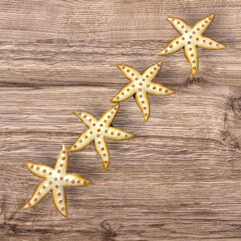 Set of 4 StarFish Napkin Rings NWT
